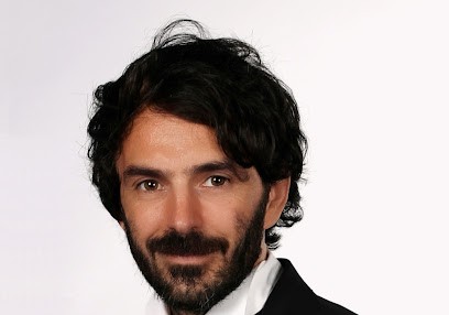 Fabrice Gerin TCC, Hypnose, EMDR-IMO, Art-Thérapie, Psychanalyse, Sophrologie, Méditation, Thérapie Cognitive Comportementale, Hypnothérapeute à Toulon