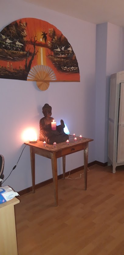 sài lin, Réflexologue à Jonchery