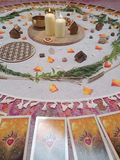 Amélie - Massage Énergétique , Astrologie, Cartomancie, Praticien de Médecine Alternative à Lombez