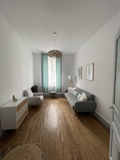 Mélanie Frey- Naturopathe Nancy - massothérapeute Nancy, Praticien de Médecine Alternative à Nancy