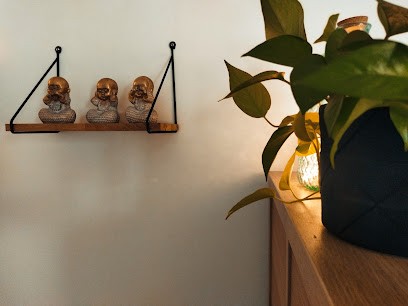 Zoé Le Fur Réflexologie plantaire et faciale, Réflexologue à Saint-Maurice-l'Exil