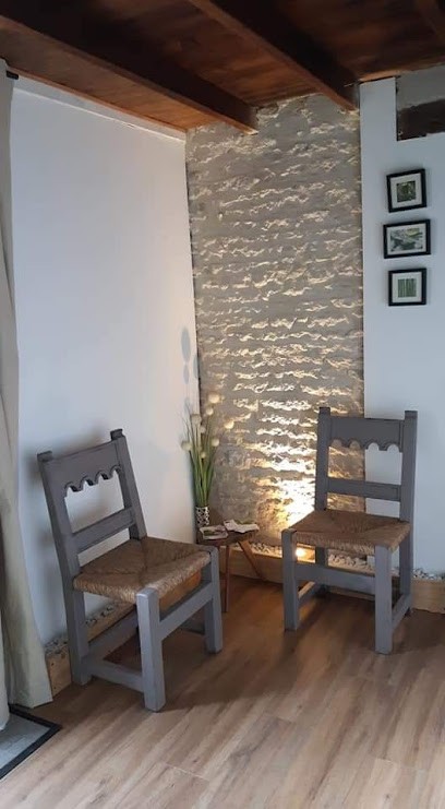 Maïté Genaux, Au soleil levant Accompagnement coaching bien-être, réflexologie plantaire, sophrologie, Energétique, Réflexologue à La Brousse