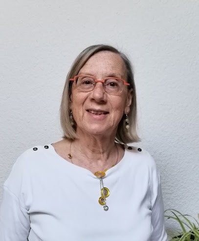 Françoise Pecquart - Hypnose Régressive - Soins énergétiques LaHoChi, Praticien de Médecine Alternative à Haut Valromey