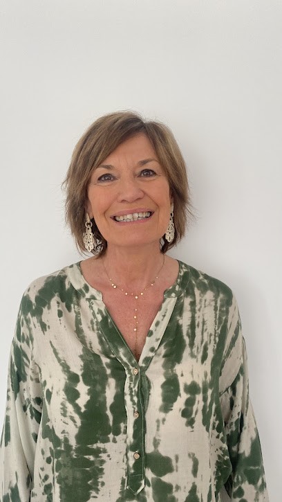 CLOTILDE SOPHROLOGIE, Praticien de Médecine Alternative à Fontaines-Saint-Martin