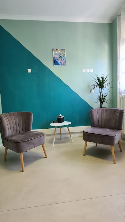 Hypnosis - Coaching La Rochelle - Estelle Callard Specialized Psychotraumas - Peurs Et Angoisses., Hypnothérapeute à La Rochelle