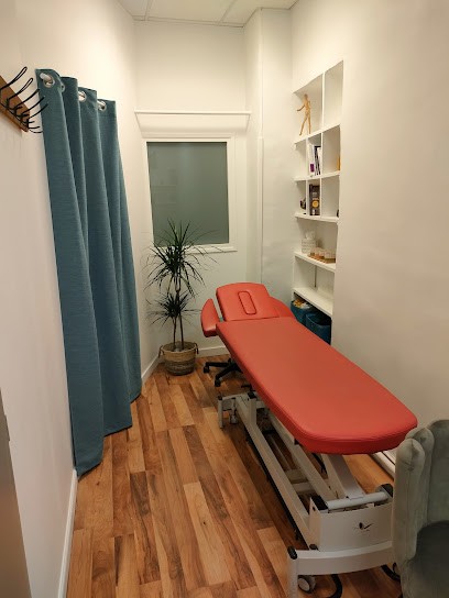 Violaine Magnenaz Bedrossian, Praticien de Médecine Alternative à Lyon 02