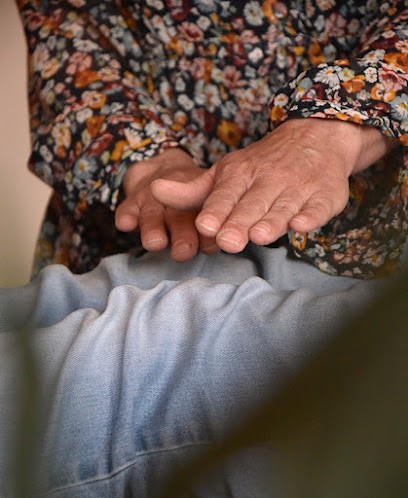 Maryline Gloriod-Michon, Praticien de Médecine Alternative à Sombacour