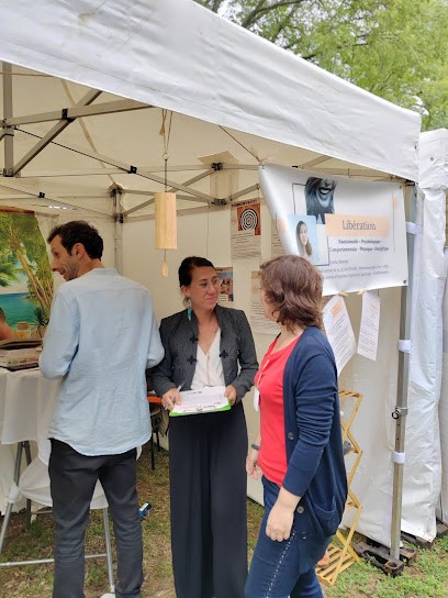 Emilie Montet, Praticien de Médecine Alternative à Lunel
