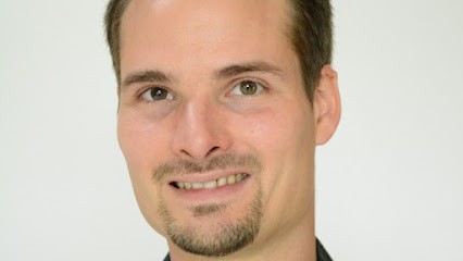 Hans BOURDEAUDUCQ - Praticien En énergétique Traditionnelle Chinoise, Praticien de Médecine Alternative à Saint-Agnan-de-Cernières