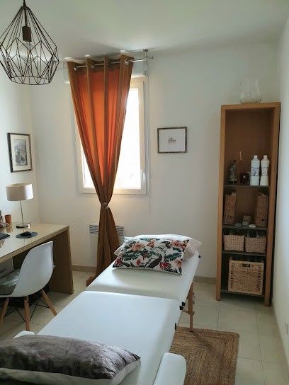 Carole RAVEL | Magnétiseur Soins énergétiques Coupeur de feu à La Ciotat, Praticien de Médecine Alternative à La Ciotat