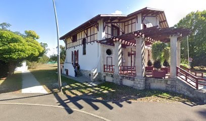 La mélodie du corps, naturopathe, professeure de yin yoga, coach de vie, Praticien de Médecine Alternative à Parentis-en-Born