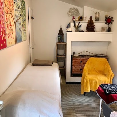 Au Coeur De L'Essen'Ciel - Médium & énergéticienne, Praticien de Médecine Alternative à Merville