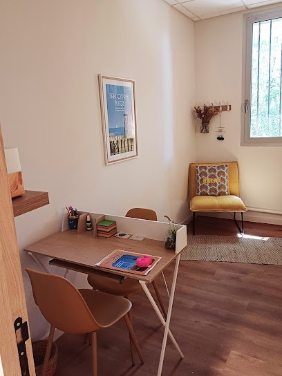 Valérie Guillerm Sophrologue, Praticien de Médecine Alternative à Saint-Cyprien