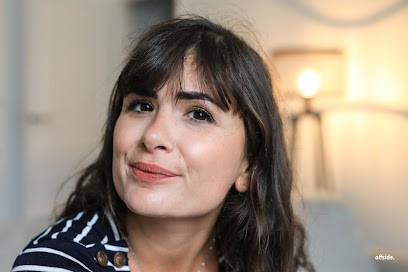 Sarah Montassier - Sophrologue Sexotherapeute Poitiers, Praticien de Médecine Alternative à Poitiers