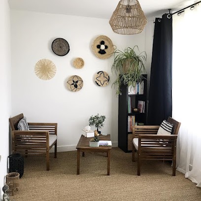 Justine Legay Sophrologue, Praticien de Médecine Alternative à Marolles-sur-Seine