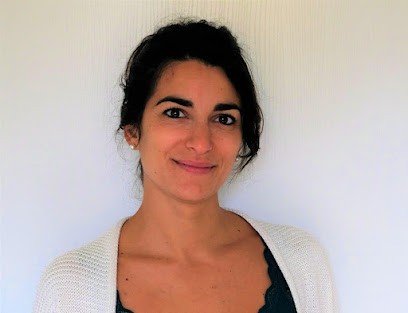 Camille Fischer - Naturopathe, Réflexologie, Hypnose à Paris 16ème, Praticien de Médecine Alternative à Paris 16