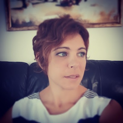 Aline Lary Facon alfahypnose Jouy le Potier, Hypnothérapeute à Jouy-le-Potier