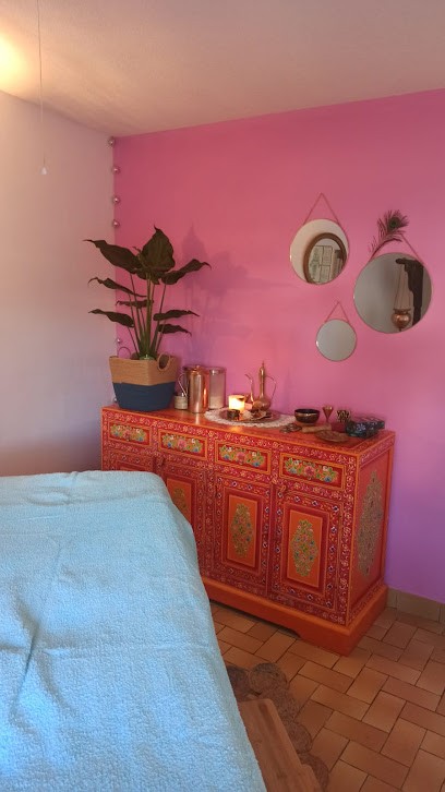 Véronique SICAUD, Praticien de Médecine Alternative à Civray