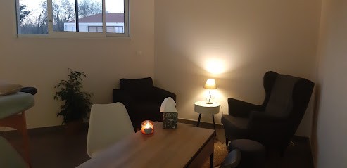 Audrey MARTIN hypnose Chemillé - Arrêt du tabac, phobies, stress et anxiété, confiance en soi, addictions, sommeil, Hypnothérapeute à Chemillé-en-Anjou