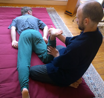 Jb Perez - Praticien Shiatsu / Chi Nei Tsang, Praticien De Médecine Alternative à Caen