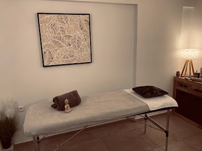 Émilie Gauthronet - Réflexologue Plantaire RNCP-Chi Nei Tsang-Kobido- Madérothérapie, Réflexologue à Mouans-Sartoux