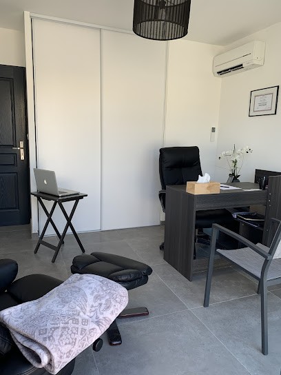 Estampe Xavier, Hypnothérapeute à Narbonne