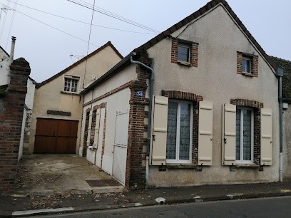 L'essence ciel de Marguerite, Praticien de Médecine Alternative à Sens