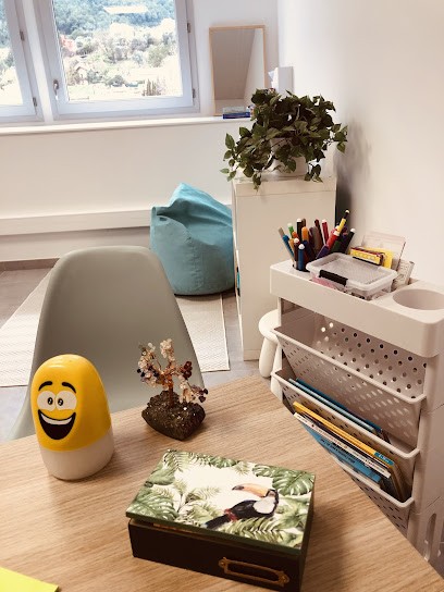 Véronique Lambert Pasero- Coach Et Praticienne En Hypnose - Enfants/adolescents/parents, Hypnothérapeute à Contes