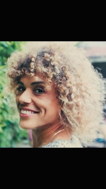 Caroline Rinaldi - Sophrologue RNCP, Praticien de Médecine Alternative à Noisy-le-Sec