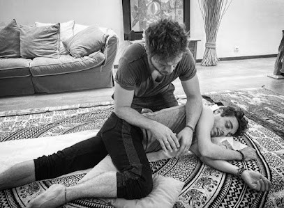 Shiatsu Daniele Premoli - Shinshiatsu 心指圧, Praticien de Médecine Alternative à Malakoff