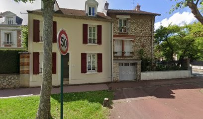 Claudia Bonello Kaiser, Praticien de Médecine Alternative à Fontainebleau