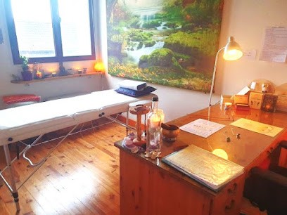 Aude LAGRANGE MARCON - Magnétiseur energeticien - Pratique de soins énergétiques Varennes sur morge - Naturopathe certifiée, Praticien de Médecine Alternative à Varennes-sur-Morge