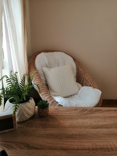 Sandra Avril - Hypnose - EFT - Réflexologie, Praticien de Médecine Alternative à Cholet