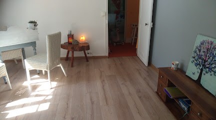 A l'arbre de vie /Julie Lenne Chantreau hypnothérapeute certifié, Hypnothérapeute à La Charité-sur-Loire