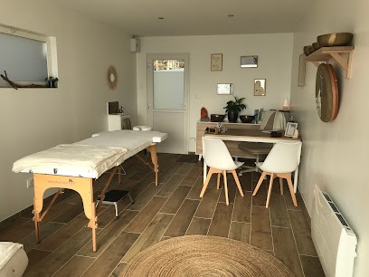 Soins Holistiques Par Emmanuelle, Praticien de Médecine Alternative à Chambon-la-Forêt