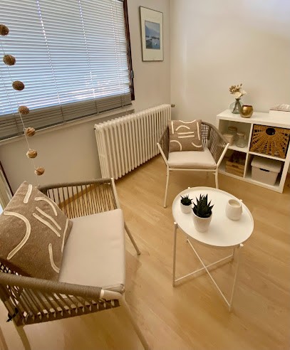 Naturo Studio Annecy - Aurélie Denat Naturopathe & thérapeute holistique, Praticien de Médecine Alternative à Annecy