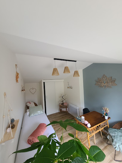 Au Cœur De Ma Bulle Vanessa Hercouët Accompagnante En Bien-Être Émotionnel, Praticien De Médecine Alternative à Montaigu-Vendée