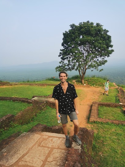 Le baptiste magnétisme, énergéticien, exorcisme., Praticien de Médecine Alternative à Bayonne