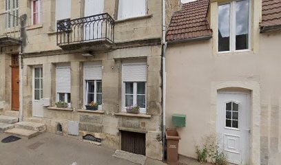 Julie Barbier, Praticien de Médecine Alternative à Clamecy