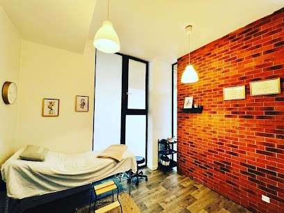 Anaïs Gilibert - Praticienne en réflexologie plantaire chinoise et naturopathie, Réflexologue à Saint-Priest-en-Jarez