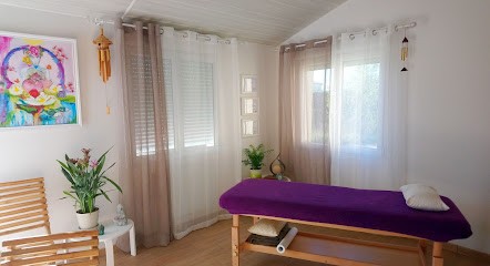 Stéphanie DEJEAN, Praticien de Médecine Alternative à Saint-Hilaire