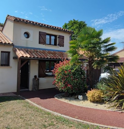 Reflexologie plantaire, Méthodes Traditionnelles Chinoises et Soins Énergétiques, Praticien de Médecine Alternative à Benassay