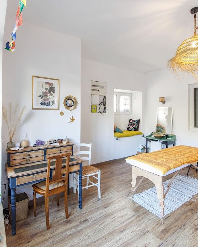 Lucie HERVEAU - Praticien En Massage, Praticien de Médecine Alternative à Port-Saint-Père