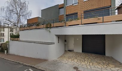 Virginie Giard - Naturopathe Et Professeur De Yoga, Praticien de Médecine Alternative à Sèvres