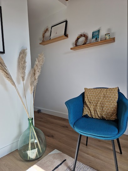 Marion SOEUR WARAIN - Thérapie Hypnose Au Féminin - Constellations Familiales - Régulation Des Traumas, Hypnothérapeute à Theix-Noyalo