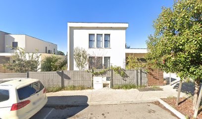 Microkine Celini, Praticien de Médecine Alternative à Juvignac