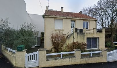 Caroline Comparon Bussinger, Praticien de Médecine Alternative à Savenay