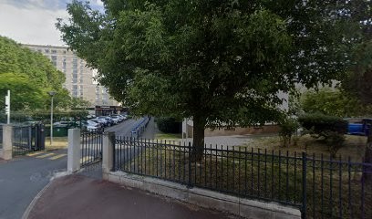 Geraldine Moussay, Praticien de Médecine Alternative à Malakoff