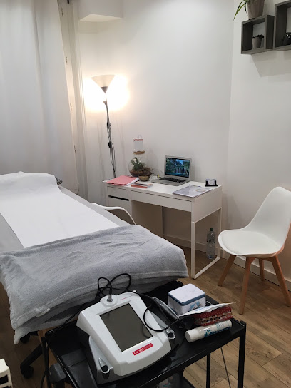 Réflexologue Certifiée Paris 18 - Luxopuncture & Auriculothérapie - Infirmière Audrey Gonon Réflexologue à Paris 18