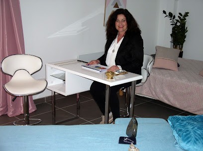 Magnétiseur, radiesthésiste Cannes - Corinne Giorno, Praticien de Médecine Alternative à La Roquette Sur Siagne
